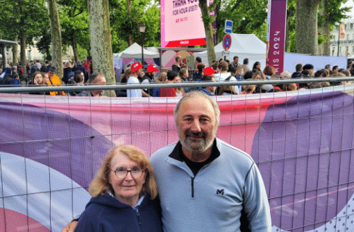 Régine et Thierry – les vrais « fans » du relais de la flamme olympique !