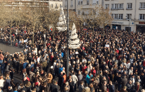 Rassemblement citoyen de 7 janvier à Périgueux en mémoire de Charlie Hebdo